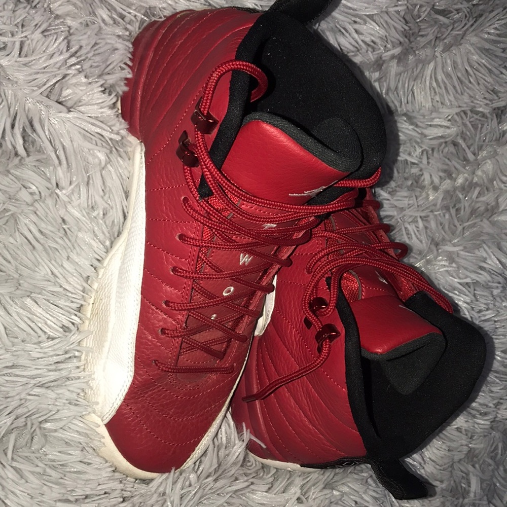 Air Jordan 12 Retro ‘Gym Reds